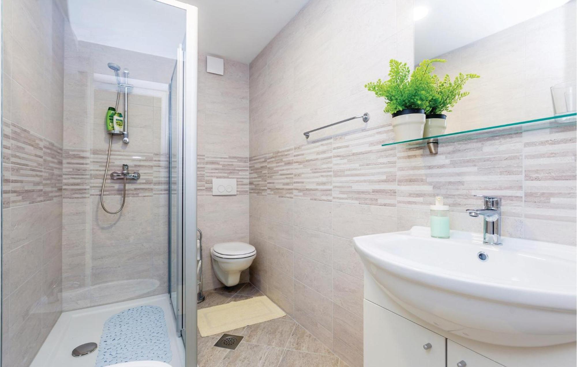 Gorgeous Apartment In Krk With Wifi Punat Zewnętrze zdjęcie